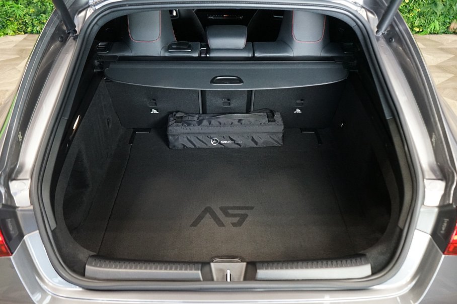 Mercedes-Benz CLA 220d Shooting brake