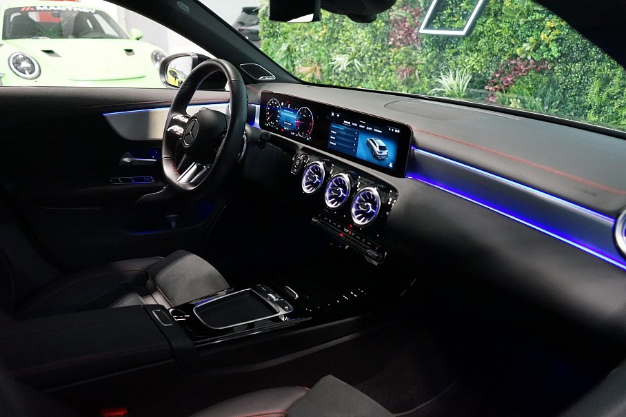 Mercedes-Benz CLA 220d Shooting brake