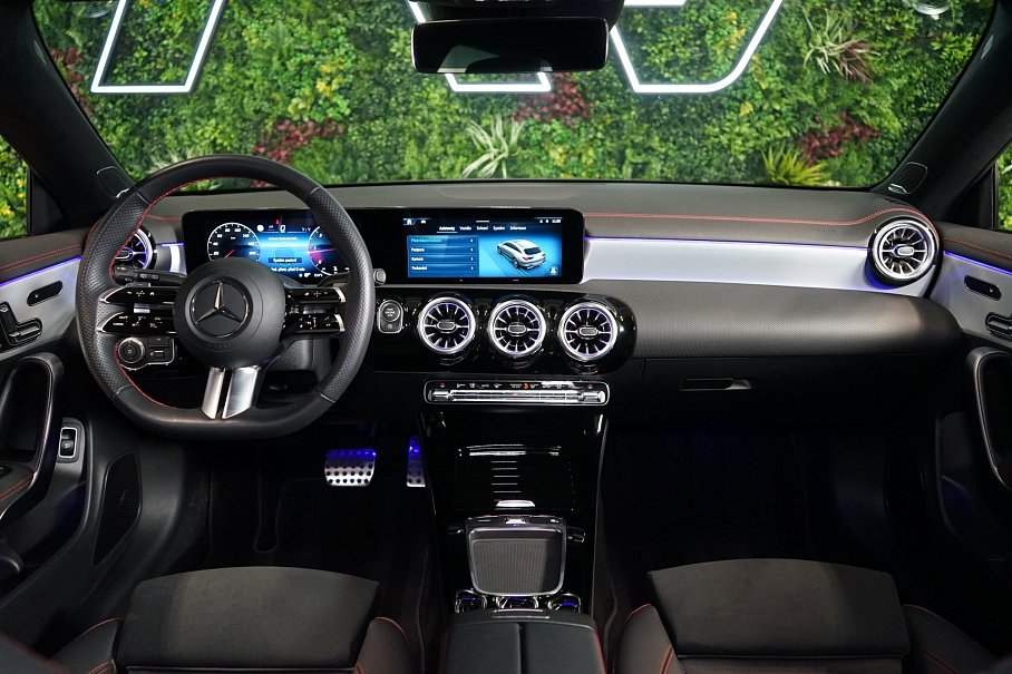 Mercedes-Benz CLA 220d Shooting brake