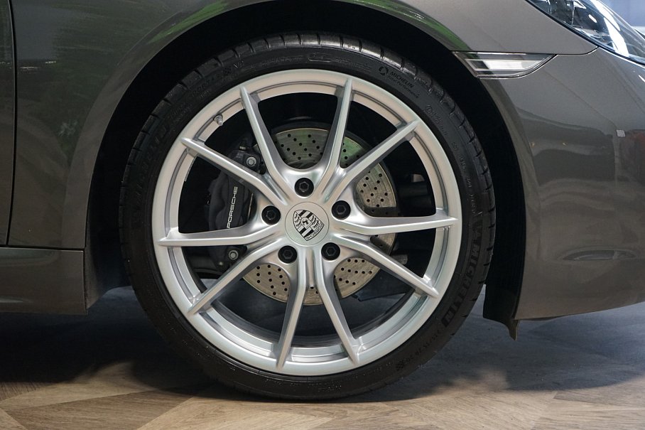 Porsche 718 Boxster