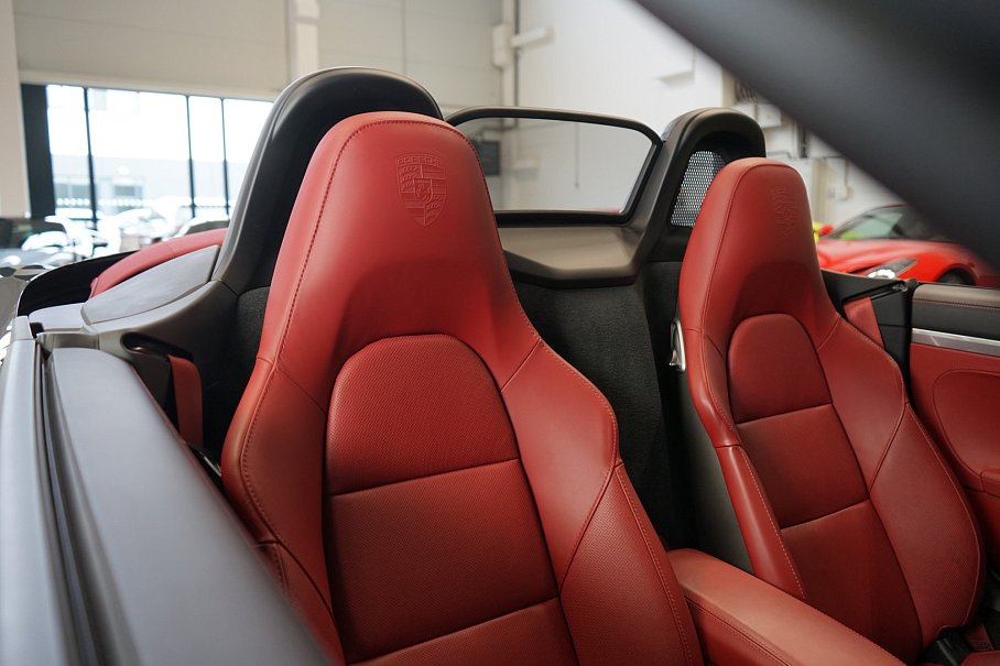 Porsche 718 Boxster