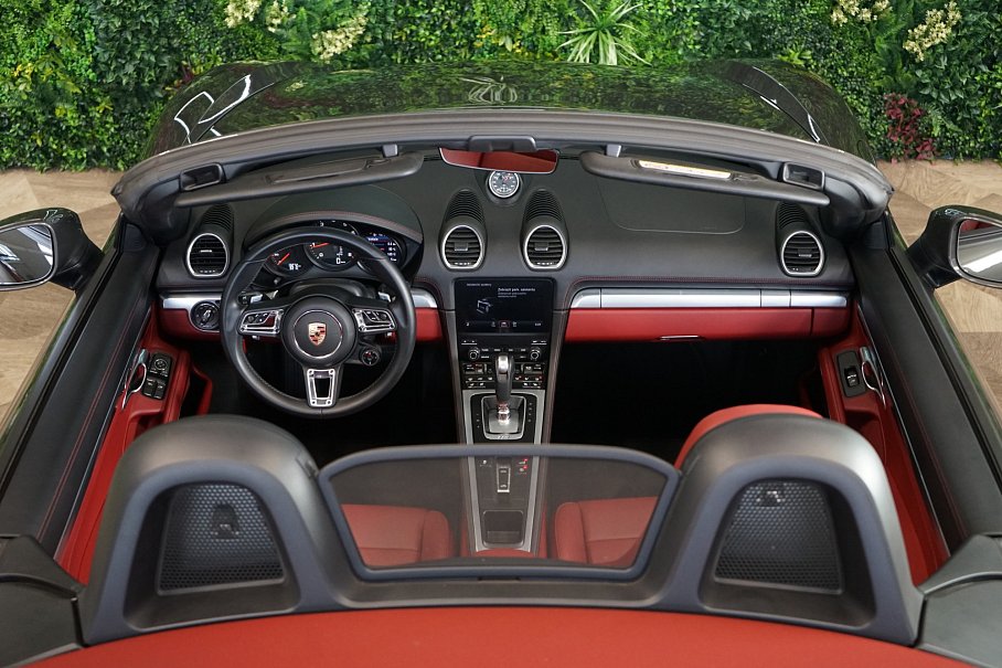 Porsche 718 Boxster