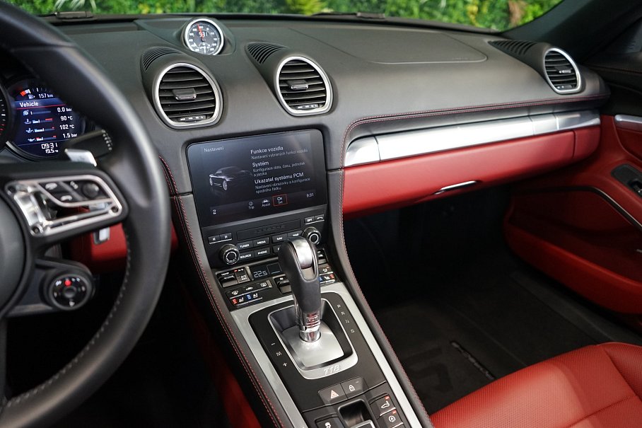 Porsche 718 Boxster