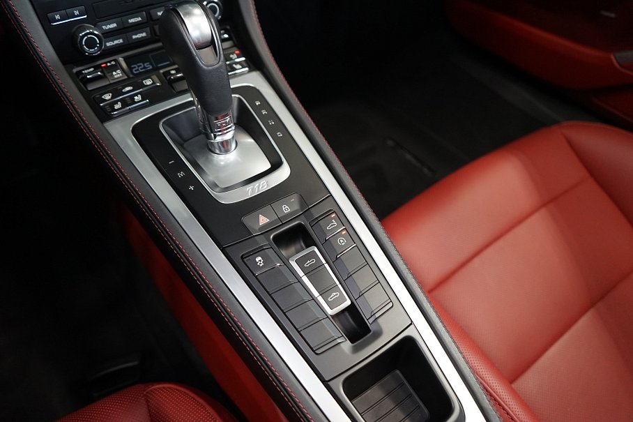 Porsche 718 Boxster