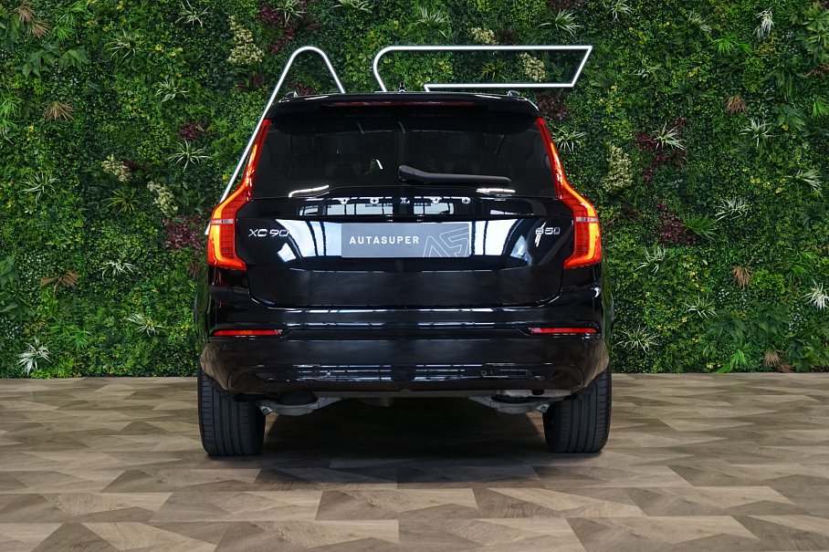Volvo XC90 B5 AWD R-Design