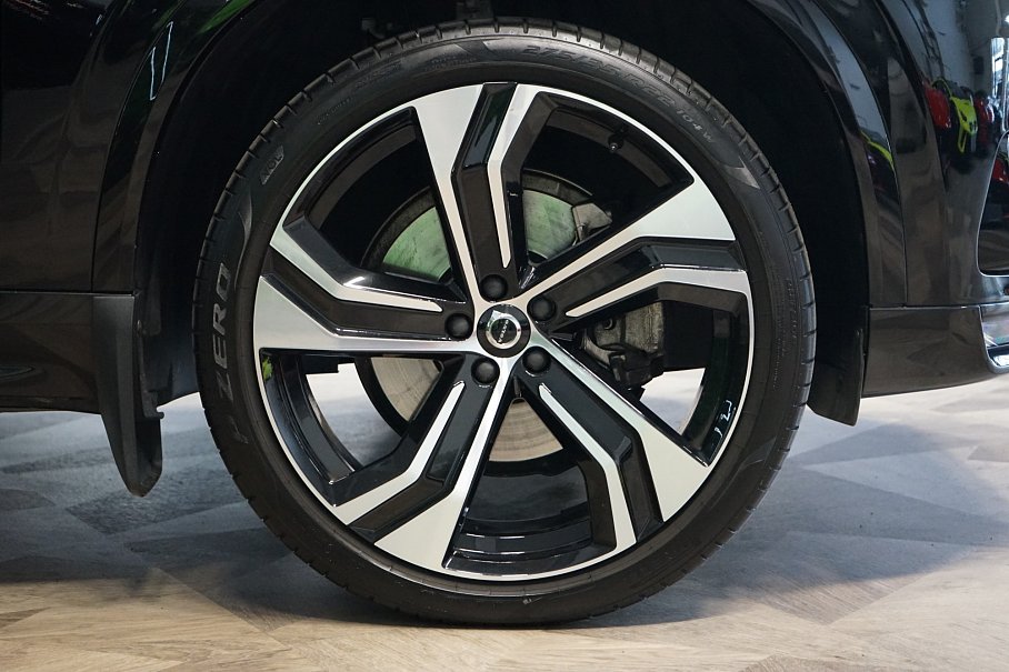 Volvo XC90 B5 AWD R-Design