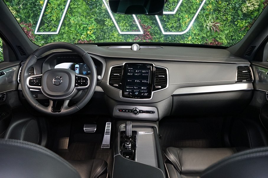 Volvo XC90 B5 AWD R-Design
