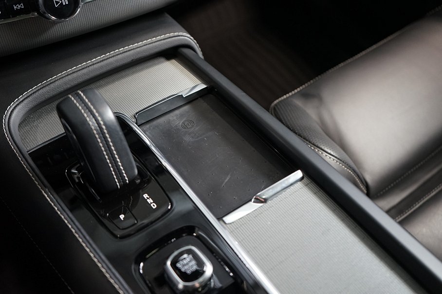 Volvo XC90 B5 AWD R-Design