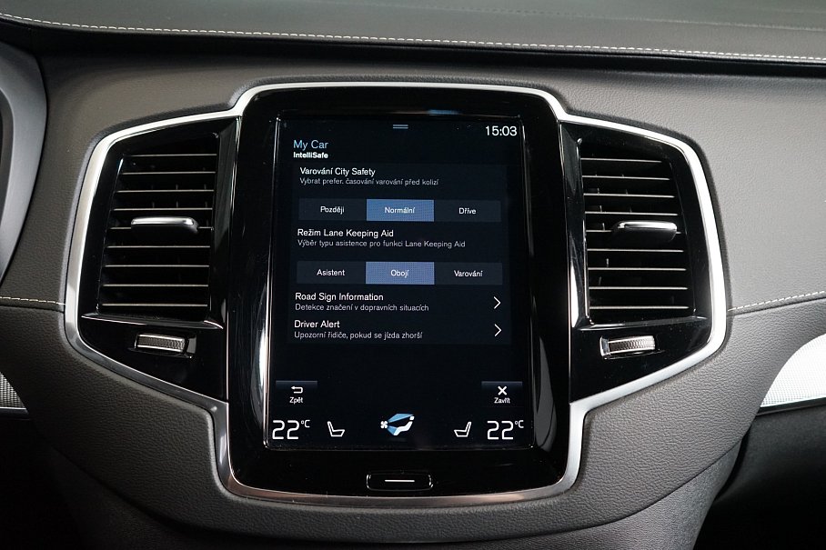 Volvo XC90 B5 AWD R-Design