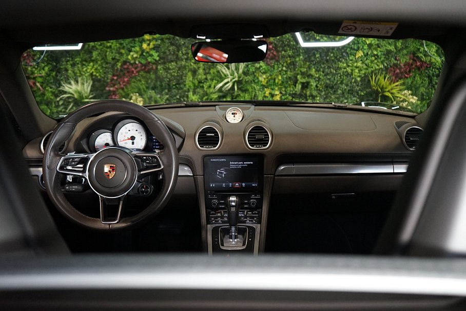 Porsche Cayman 