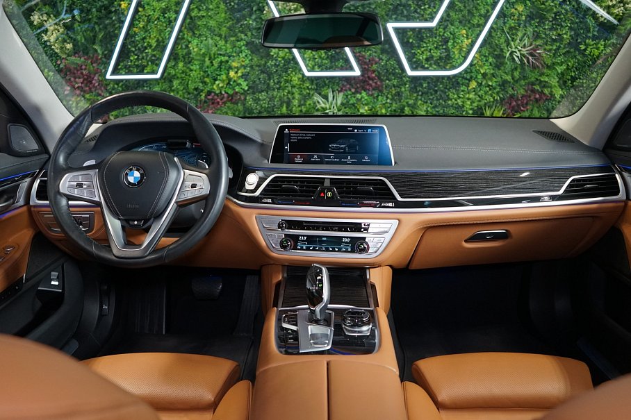 BMW Řada 7 740d xDrive