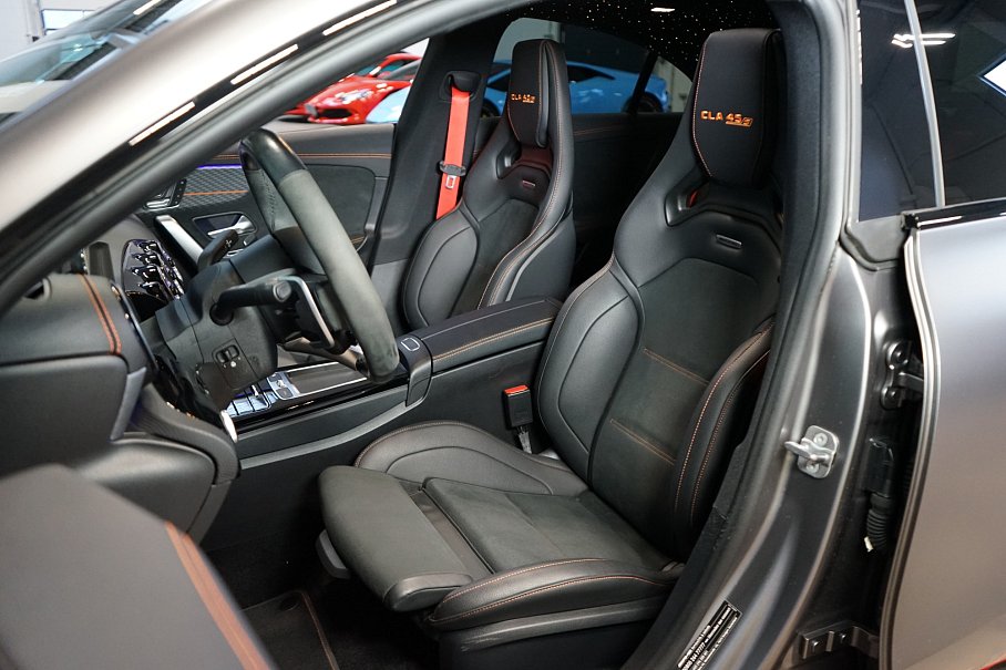 Mercedes-Benz CLA 45 S AMG 4Matic+ Street Style Edition