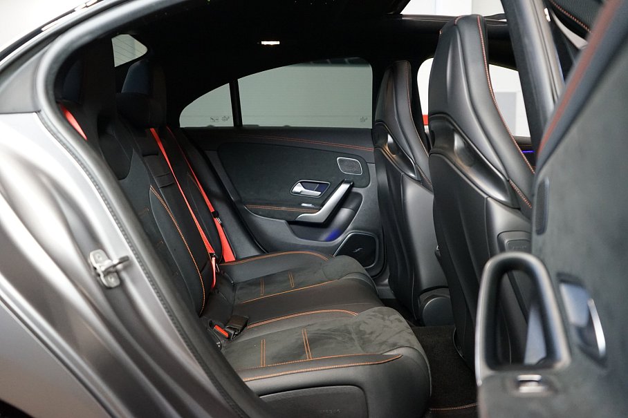 Mercedes-Benz CLA 45 S AMG 4Matic+ Street Style Edition