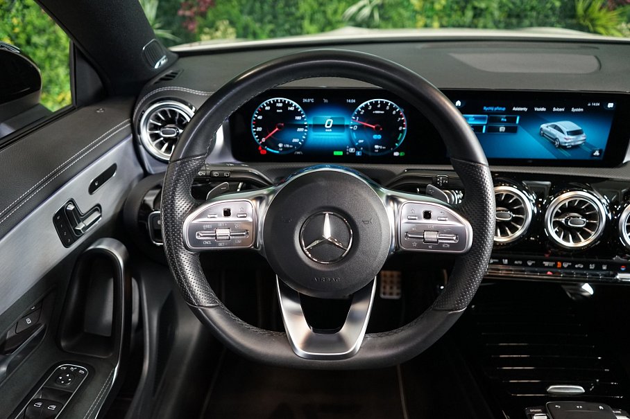 Mercedes-Benz CLA 250 e Shooting Brake