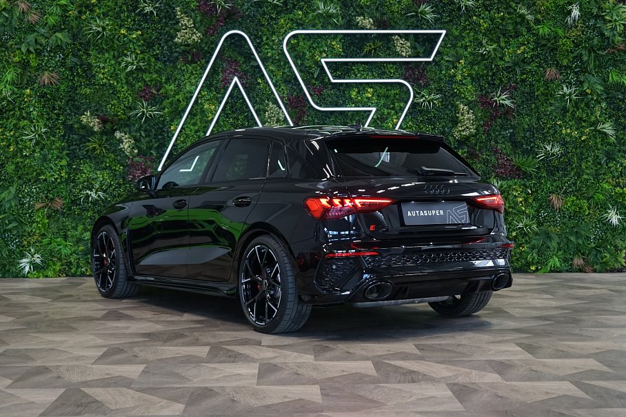 Audi RS 3 Sportback 2.5 TFSI quattro