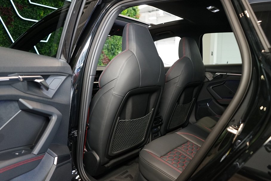 Audi RS 3 Sportback 2.5 TFSI quattro