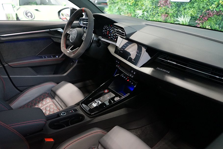 Audi RS 3 Sportback 2.5 TFSI quattro