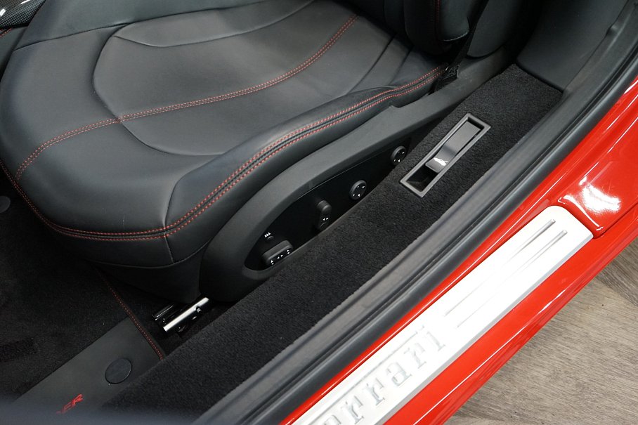 Ferrari F8 Spider