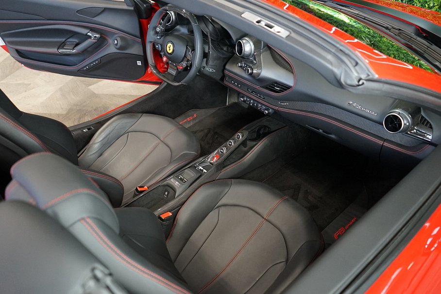 Ferrari F8 Spider