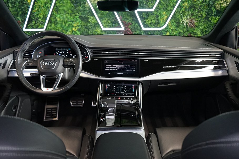 Audi Q8 50 TDI quattro