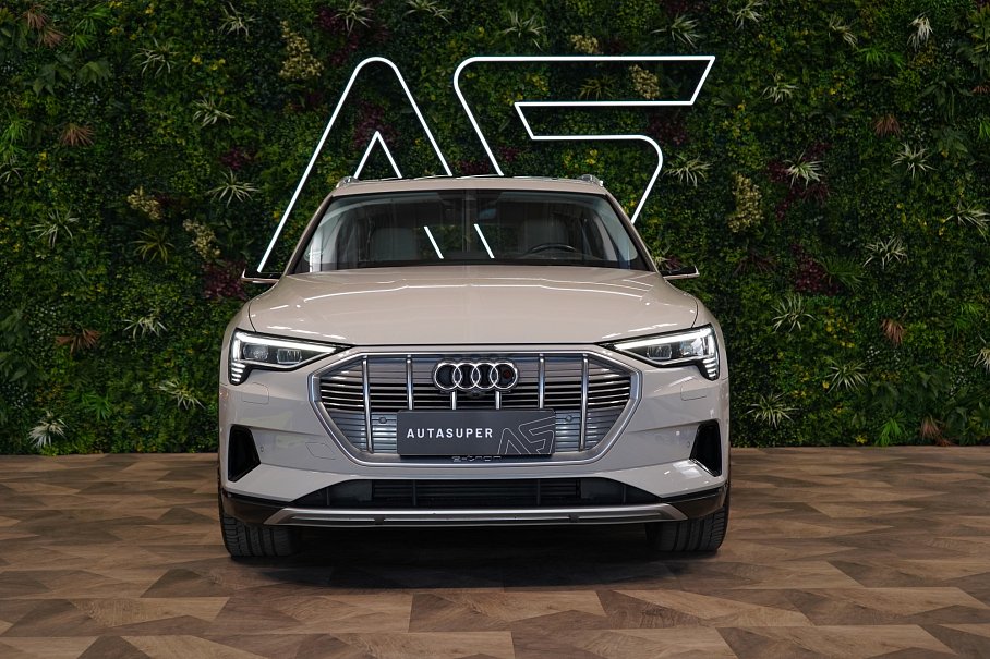 Audi E-tron 55 quattro