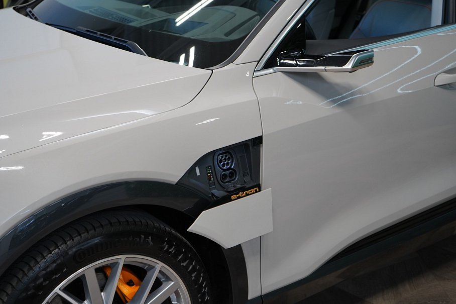 Audi E-tron 55 quattro