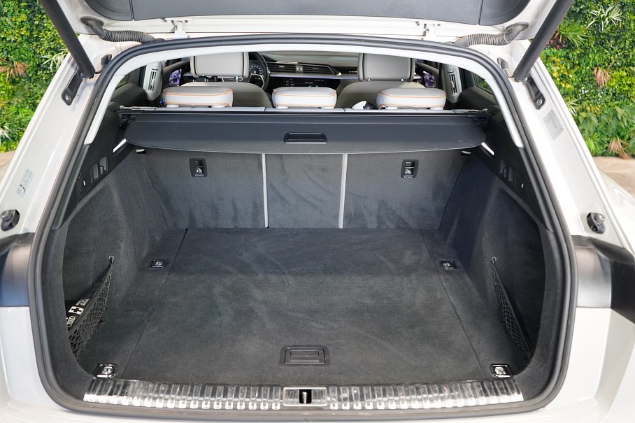 Audi E-tron 55 quattro