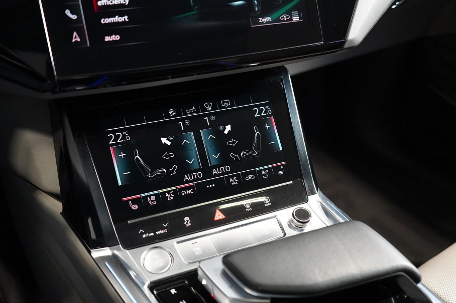 Audi E-tron 55 quattro