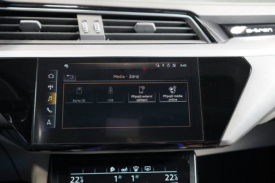 Audi E-tron 55 quattro