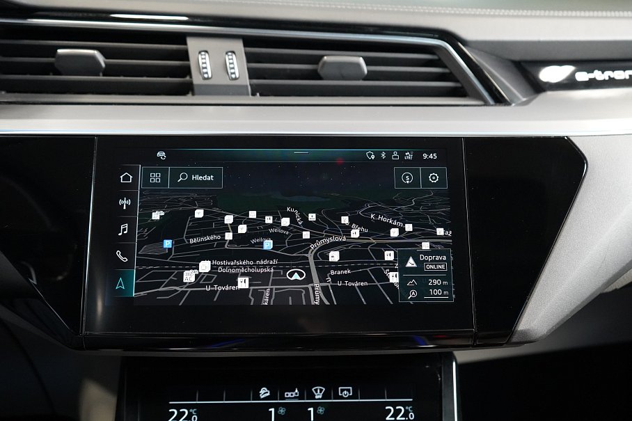 Audi E-tron 55 quattro