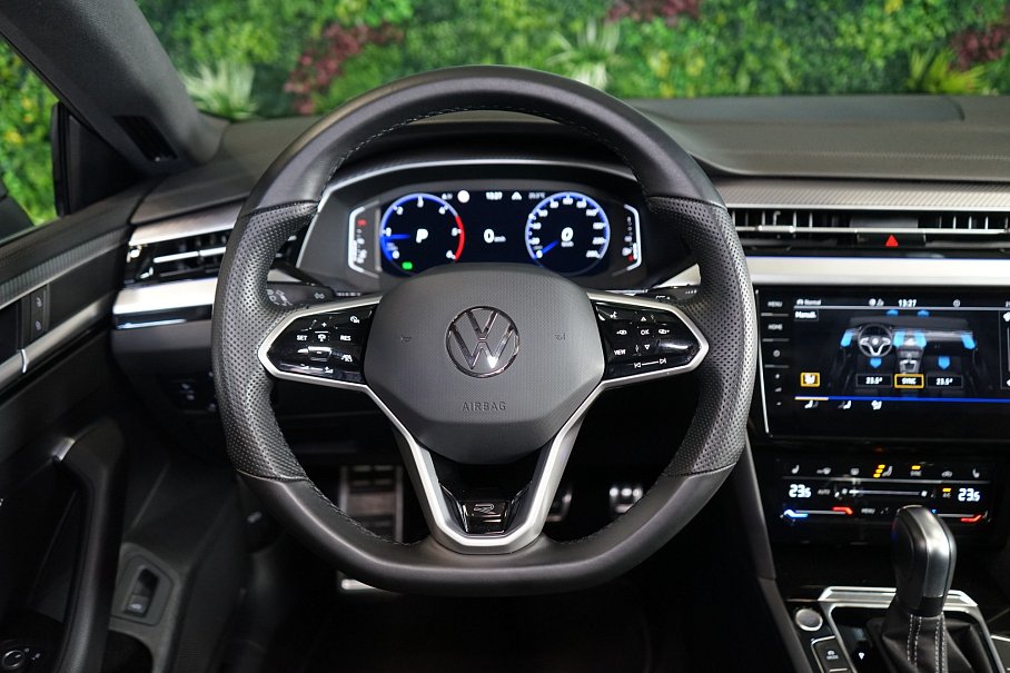 Volkswagen Arteon 2.0 TDI R-Line