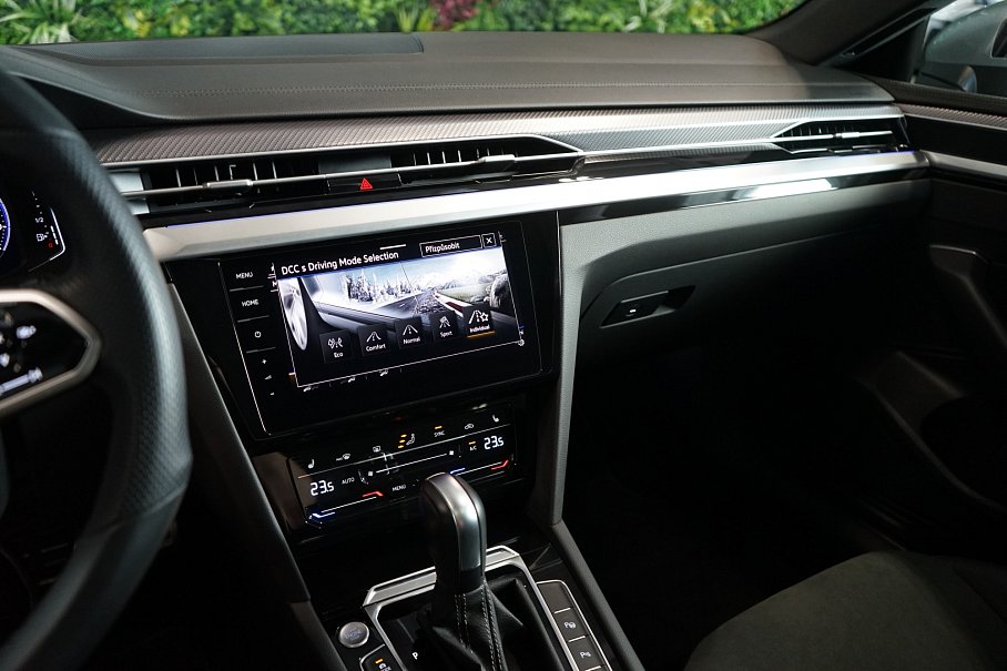 Volkswagen Arteon 2.0 TDI R-Line
