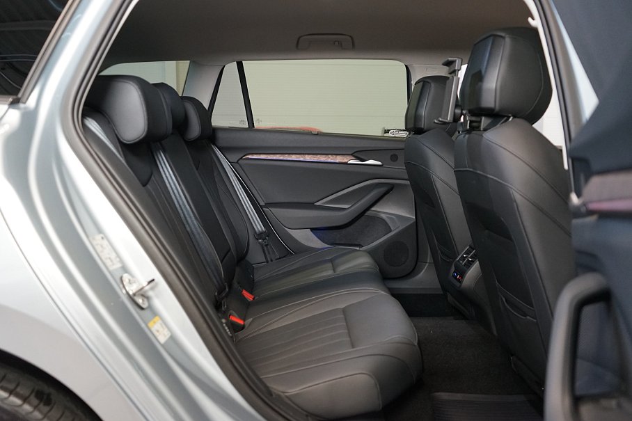 Škoda Superb 2.0 TDI L&K