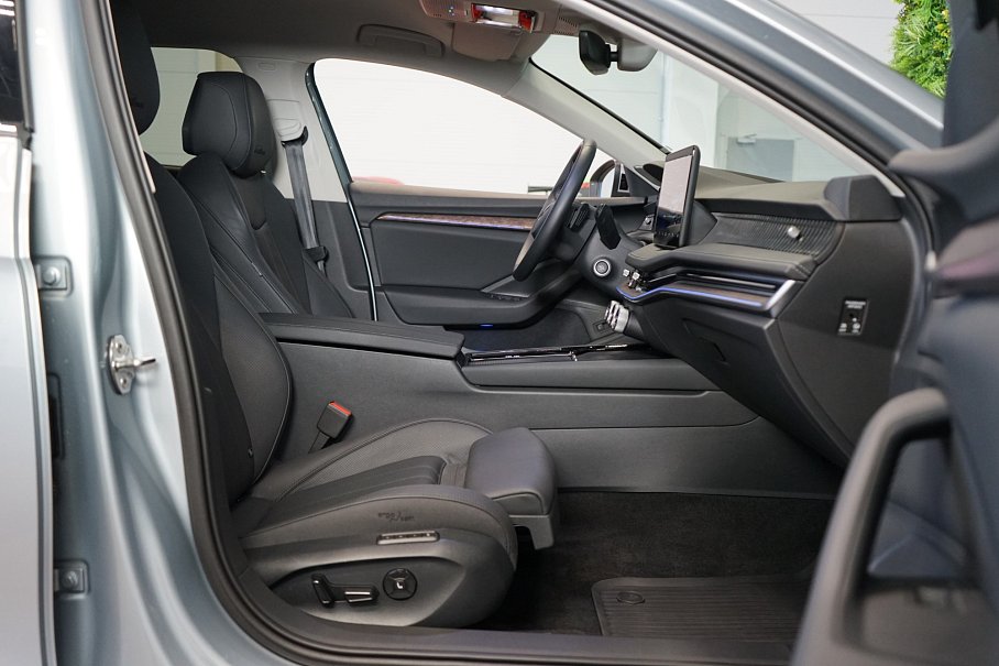 Škoda Superb 2.0 TDI L&K