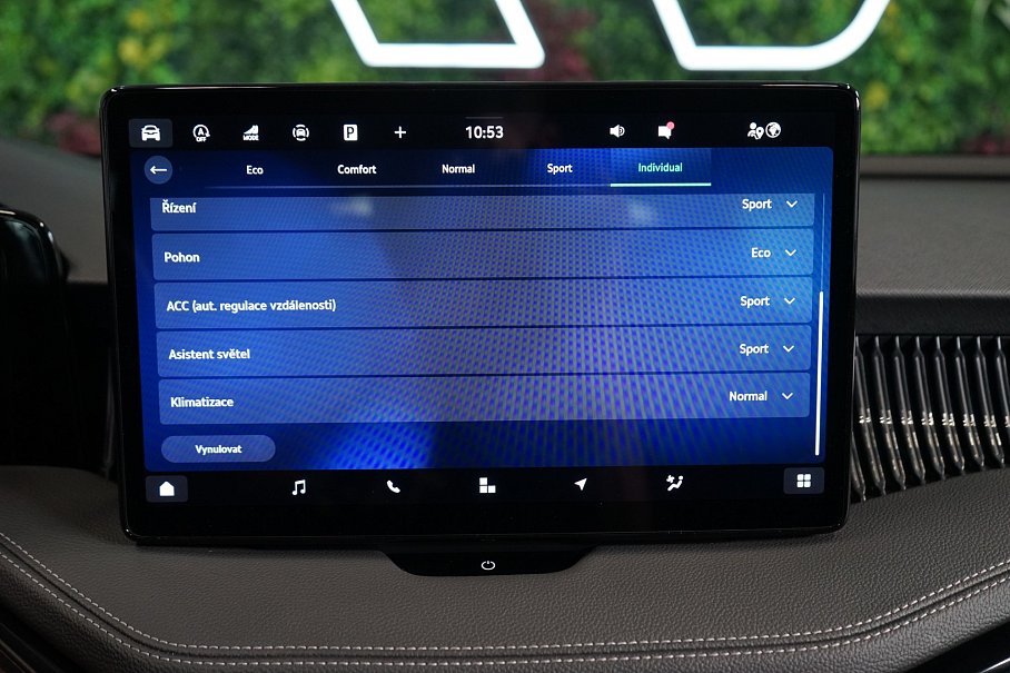 Škoda Superb 2.0 TDI L&K
