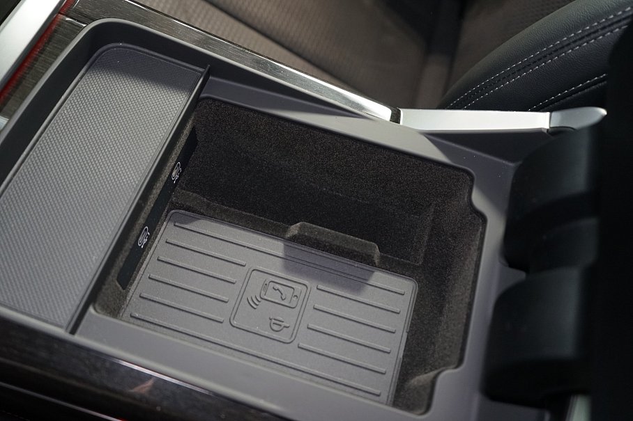 Audi SQ8 TFSI quattro