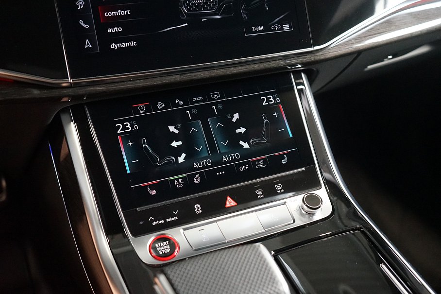 Audi SQ8 TFSI quattro