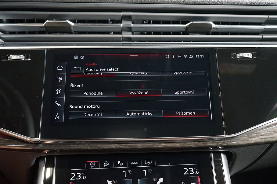Audi SQ8 TFSI quattro