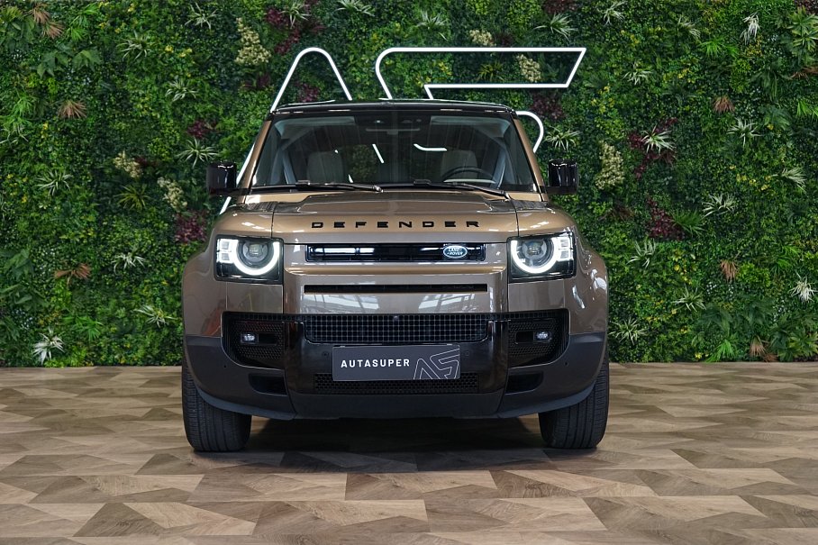 Land Rover Defender 110 P400