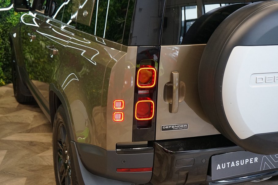 Land Rover Defender 110 P400