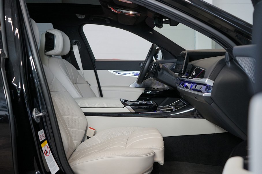 BMW Řada 7 740d xDrive