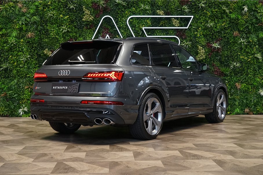 Audi SQ7 TFSI quattro