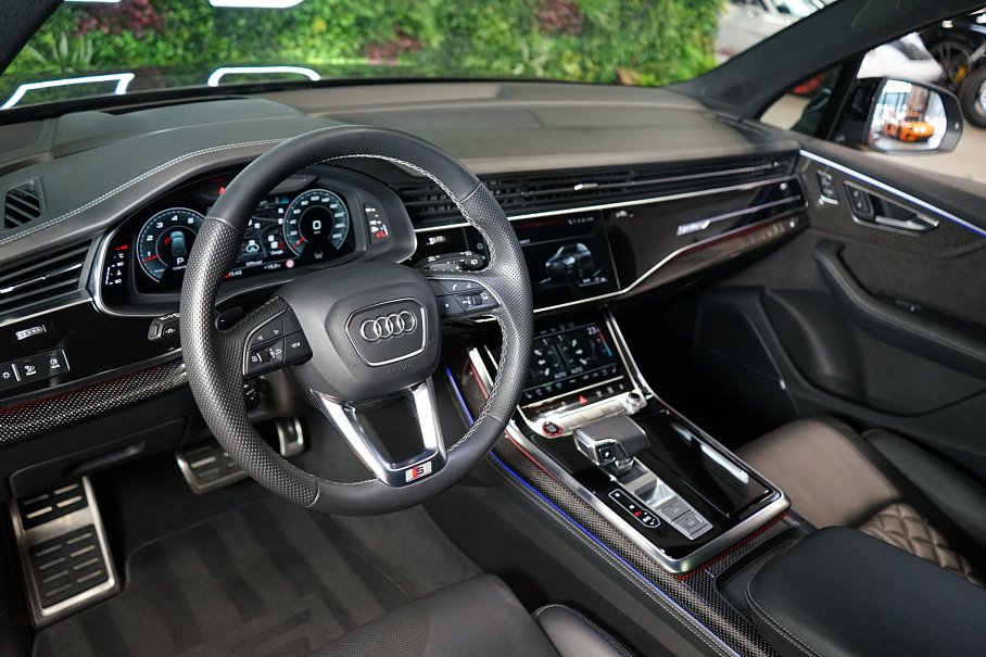 Audi SQ7 TFSI quattro