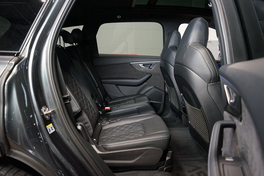 Audi SQ7 TFSI quattro