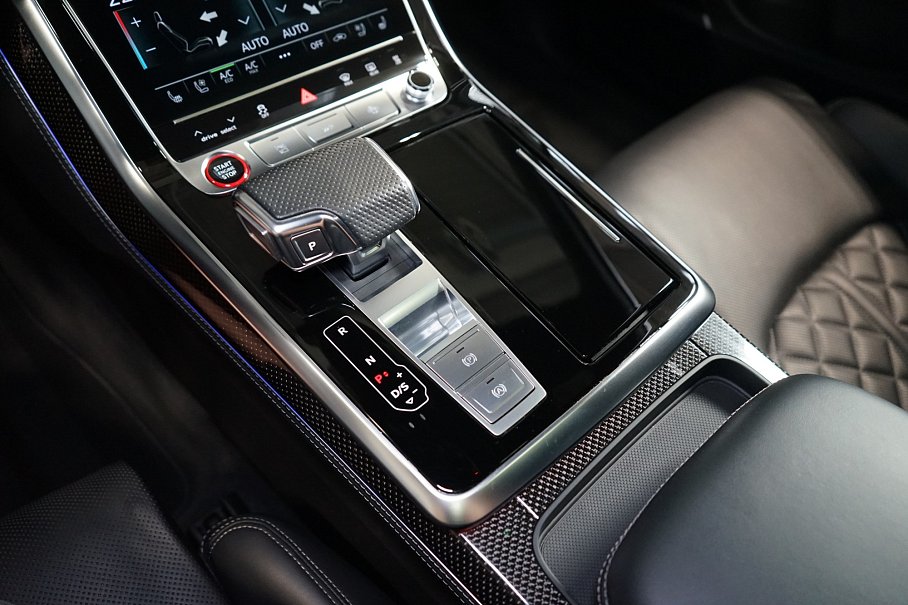 Audi SQ7 TFSI quattro
