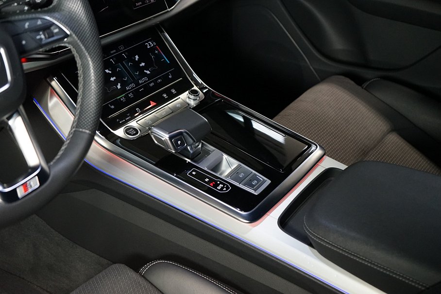 Audi Q7 50 TDI quattro