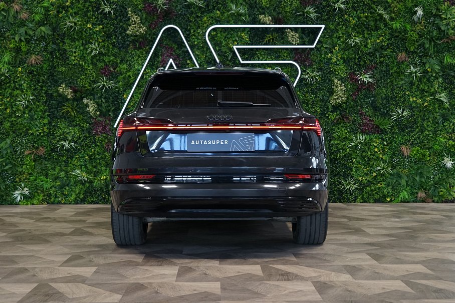 Audi E-tron 55 quattro