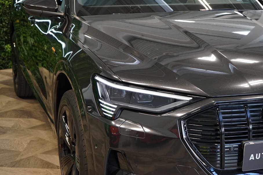 Audi E-tron 55 quattro