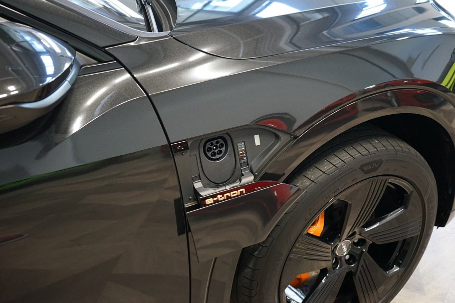 Audi E-tron 55 quattro