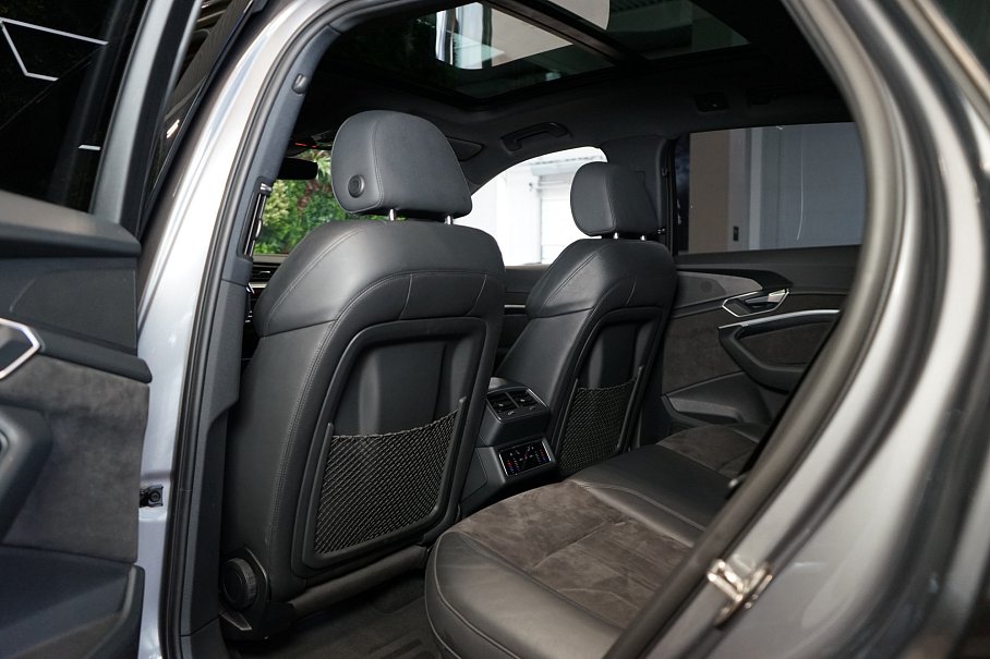 Audi E-tron 55 quattro